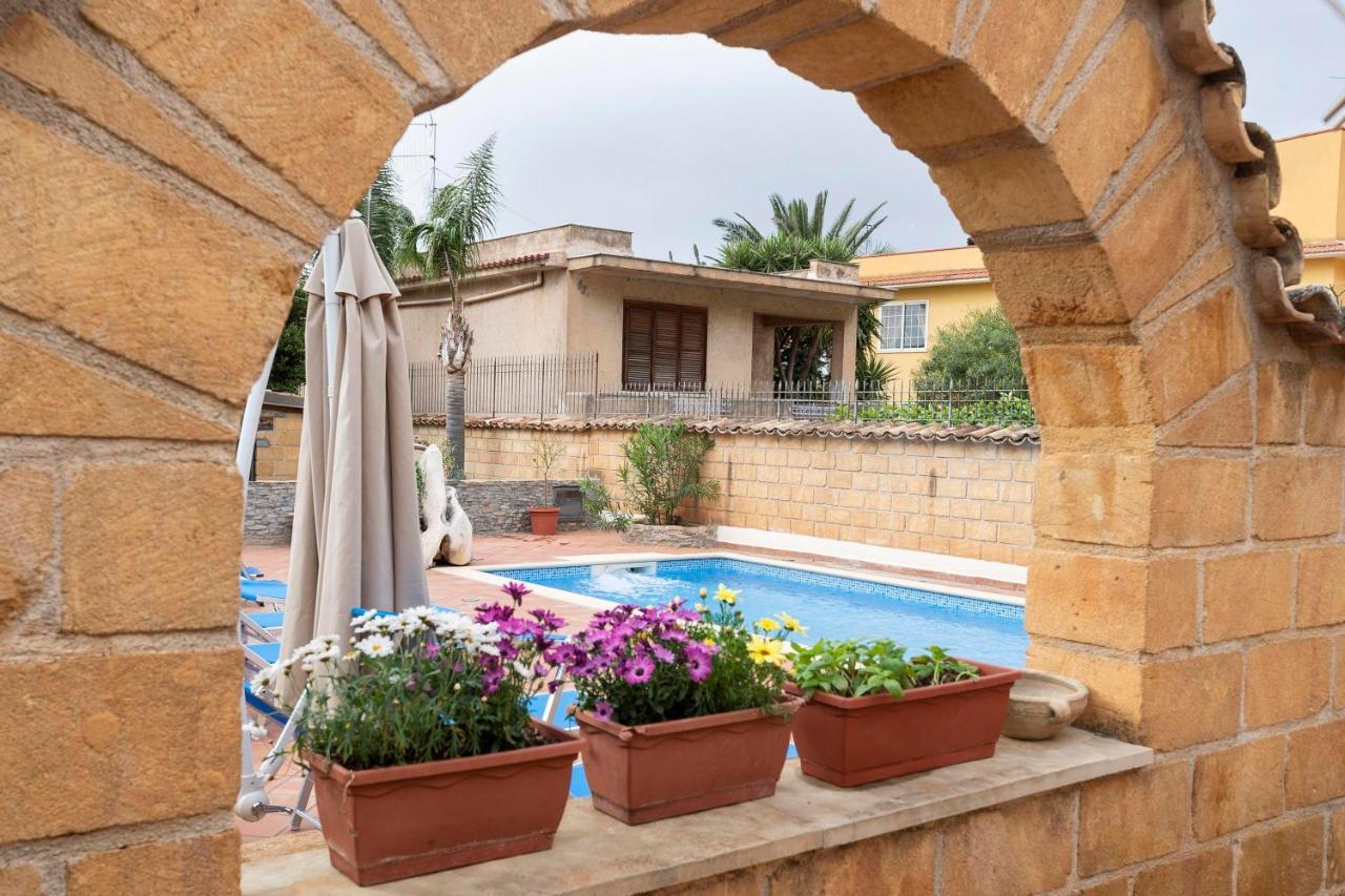 Alelida Villa Con Piscina Cinisi Exterior foto